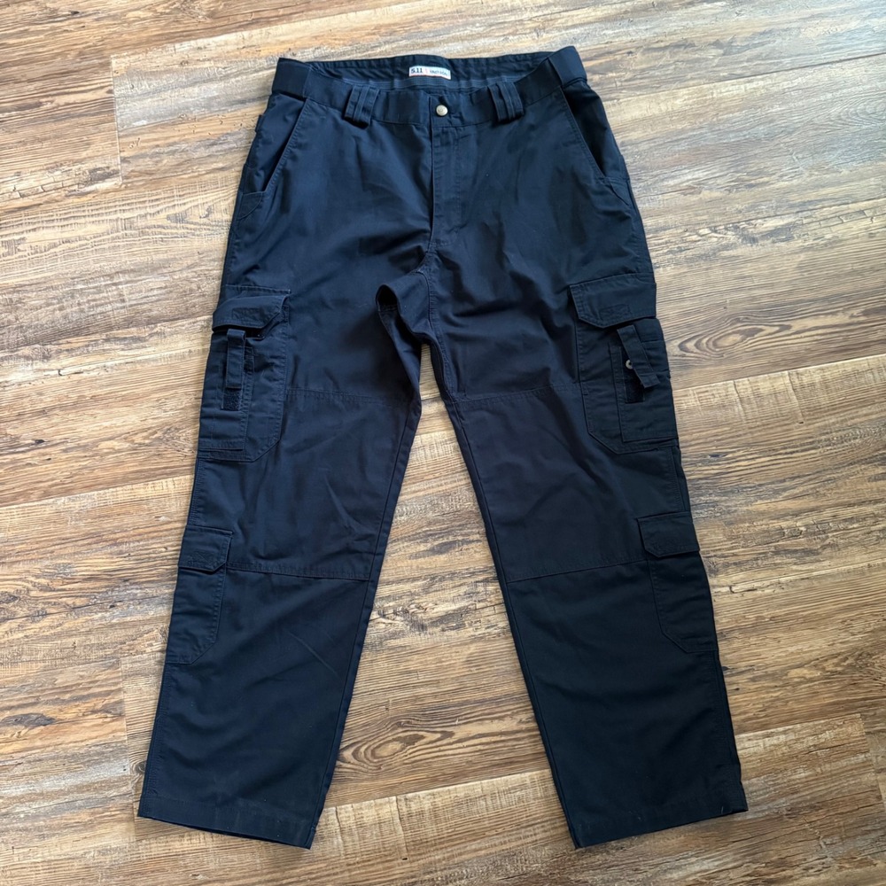 5.11 Tactical Cargo Pants Mens 38x32 Black‎ Ripstop Utility Trouser Taclite EMS